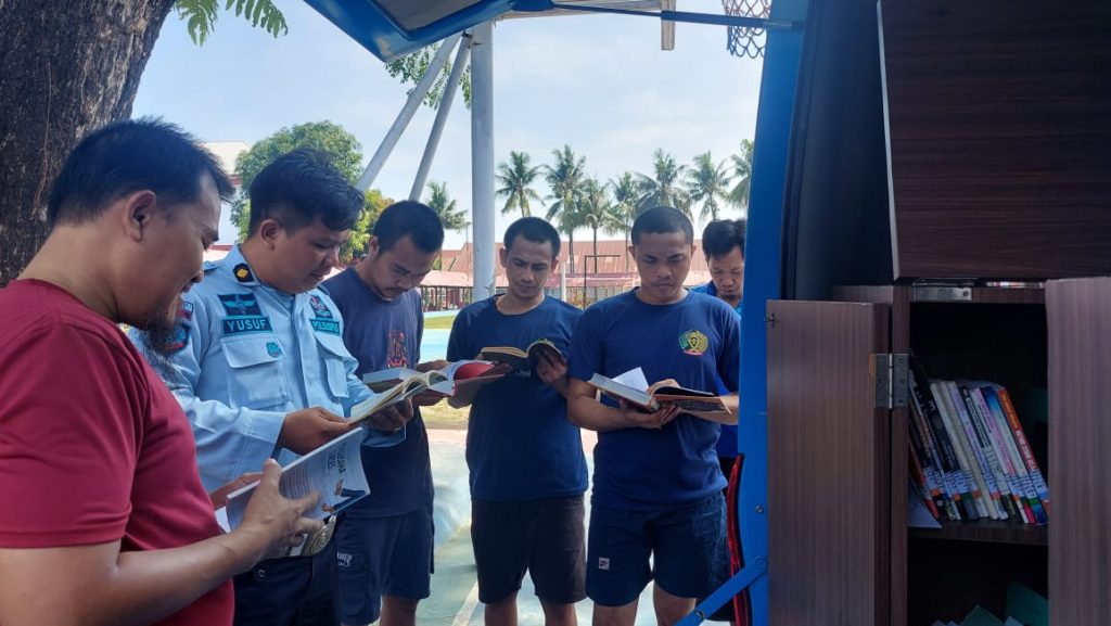WBP Lapas Makassar Buka Jendela Dunia