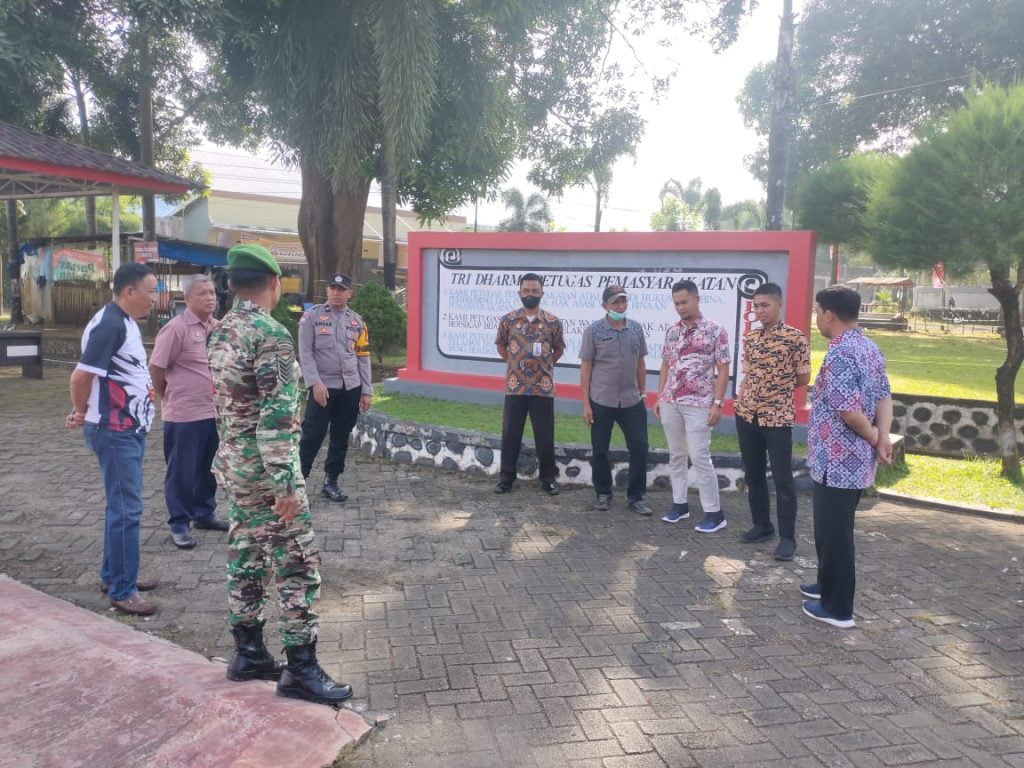 Jelang Idul Fitri, Babinsa dan Bhabinkamtibmas Desa Timbuseng Patroli Sambang pada Lapastika Sungguminasa