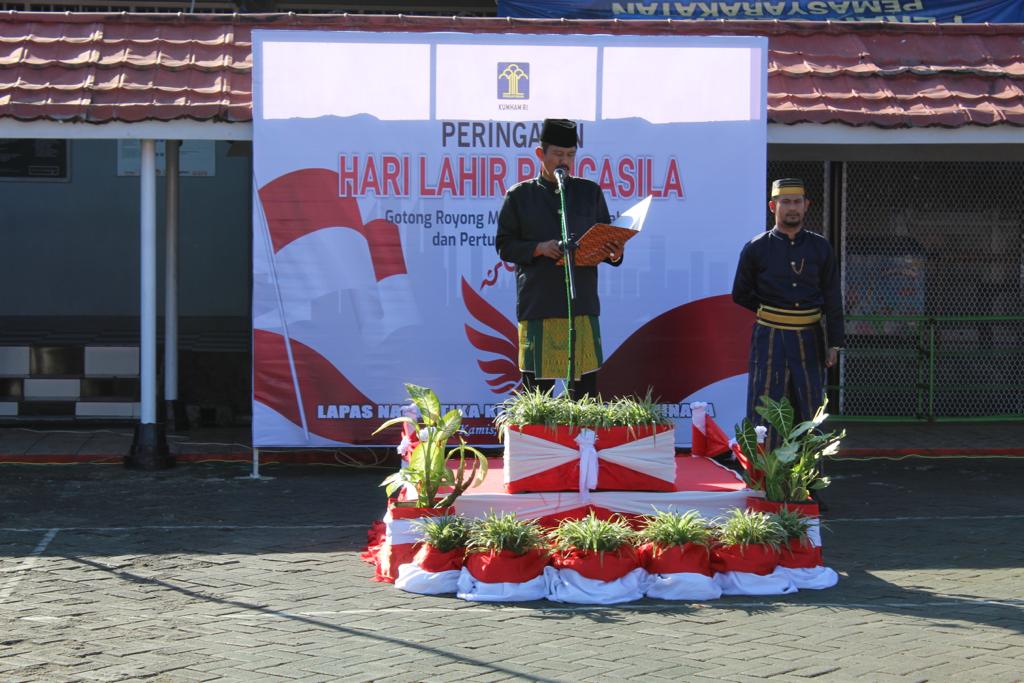 500 WBP Lapas Narkotika Sungguminasa meriahkan Upacara Hari Kelahiran Pancasila Tahun 2023