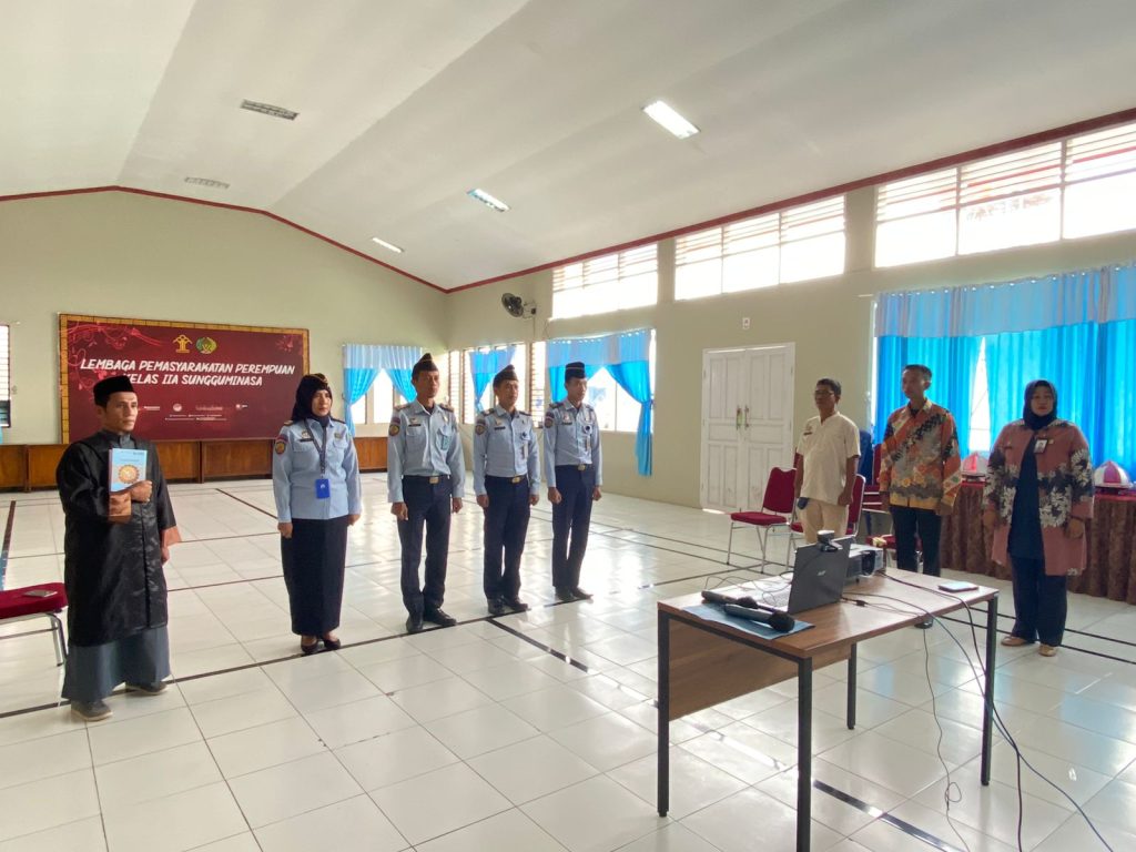 4 Pegawai Lapas Perempuan Sungguminasa di Ambil Sumpahnya dan Dilantik Secara Virtual