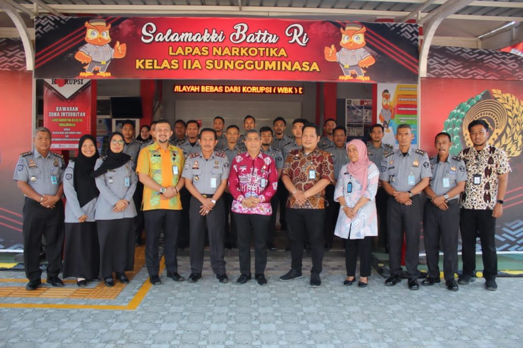 Lapas Narkotika Sungguminasa Menerima Kunjungan Verifikasi Lapangan Pembangunan ZI oleh TPM