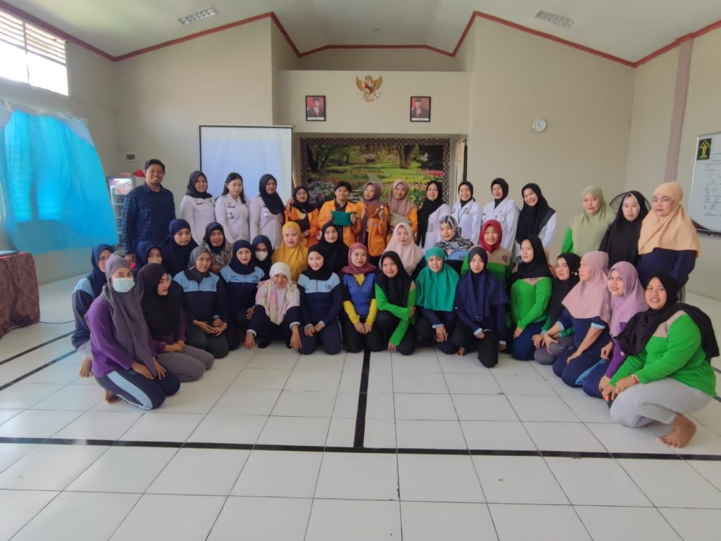Penutupan Program Kreativitas Mahasiswa: Solusi Pencegahan Depresi Dengan Metode Mind Body Therapy di LPP Sungguminasa