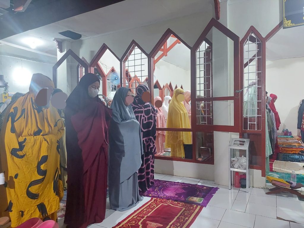 WBP LPP Sungguminasa Antusias Laksanakan Shalat Tarawih Berjamaah