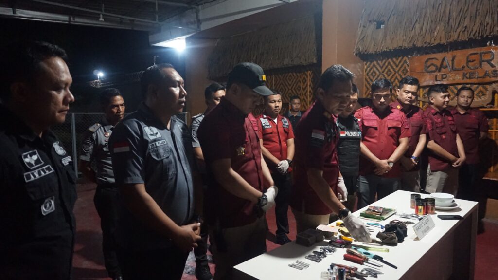 Lapas Kelas IIB Maros Berhasil Amankan Barang Terlarang, Saat Inspeksi Mendadak di Blok Hunian WBP