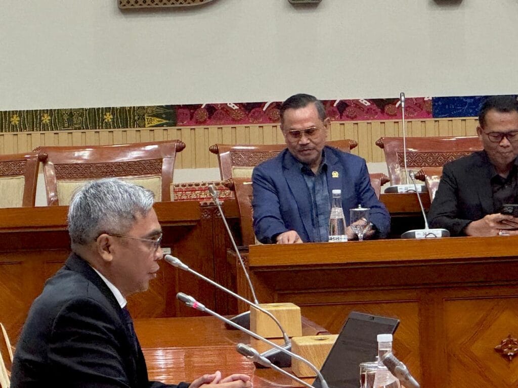 Komisi III DPR Uji Calon Pimpinan KPK, Frederik Soroti OTT Sebagai Strategi Utama. Begini Penjelasannya!