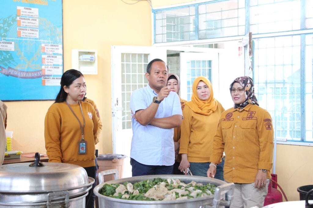 Kunjungi Lapas Perempuan Sungguminasa, Kadivpas Kanwil Kemenkumham Sulsel Tinjau Pembentukan Posyandu Ibu dan Balita