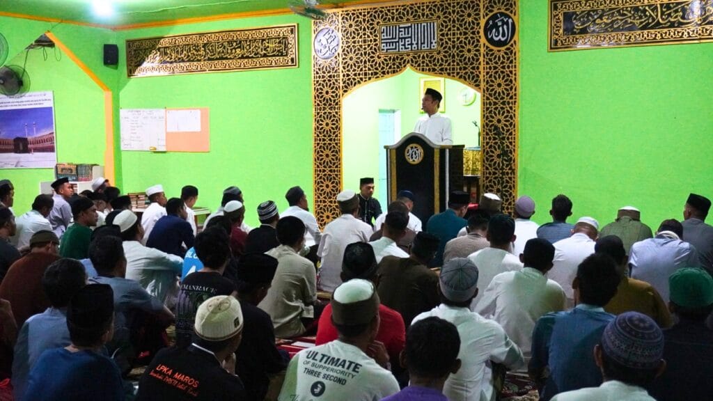 Semangat Ramadhan di Lapas Kelas IIB Maros, Tarawih Perdana Berjalan Penuh Hikmah