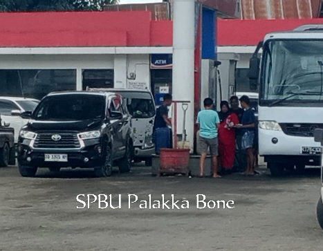 Publik Resah, Dugaan Penyelewengan BBM Solar Subsidi di Kabupaten Bone Marak. Seperti di SPBU area Palakka dan Jalan Biru