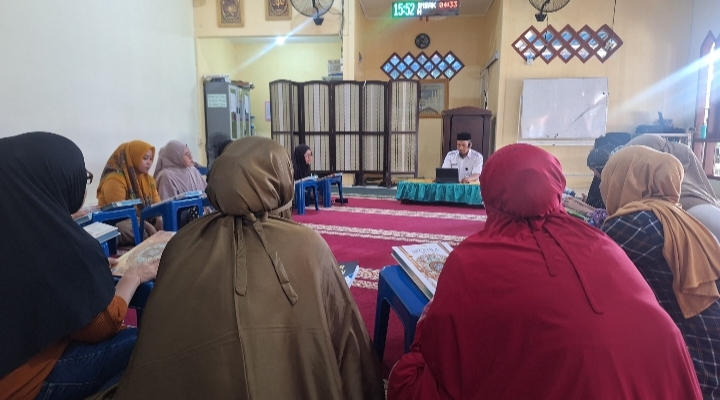 Mantapkan Iman, Lancarkan Bacaan Lapas Perempuan Sungguminasa Gelar Program BERTA’ARUF untuk Warga Binaan