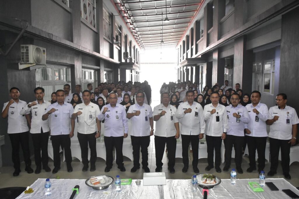 Kakanwil Ditjenpas Sulsel Tinjau Tes Urine dan Dorong Penguatan Kinerja Petugas Rutan Makassar: Fokus Ketahanan Pangan, Inovasi Layanan, dan Deteksi Dini Narkoba