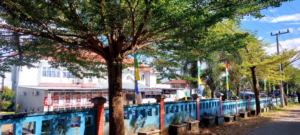 Umbul-Umbul Karya Warga Binaan Hiasi Halaman Lapas Perempuan Kelas IIA Sungguminasa