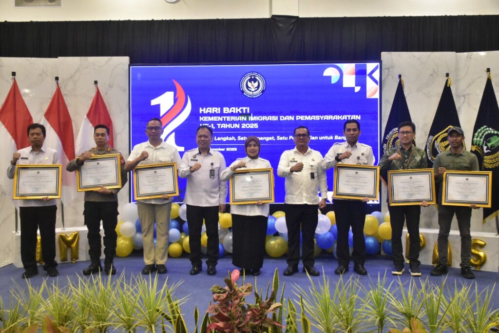 Lapas Kelas IIB Maros Hadiri Tasyakuran Hari Bakti Kemenimipas di Makassar, Raih Penghargaan Mitra Strategis