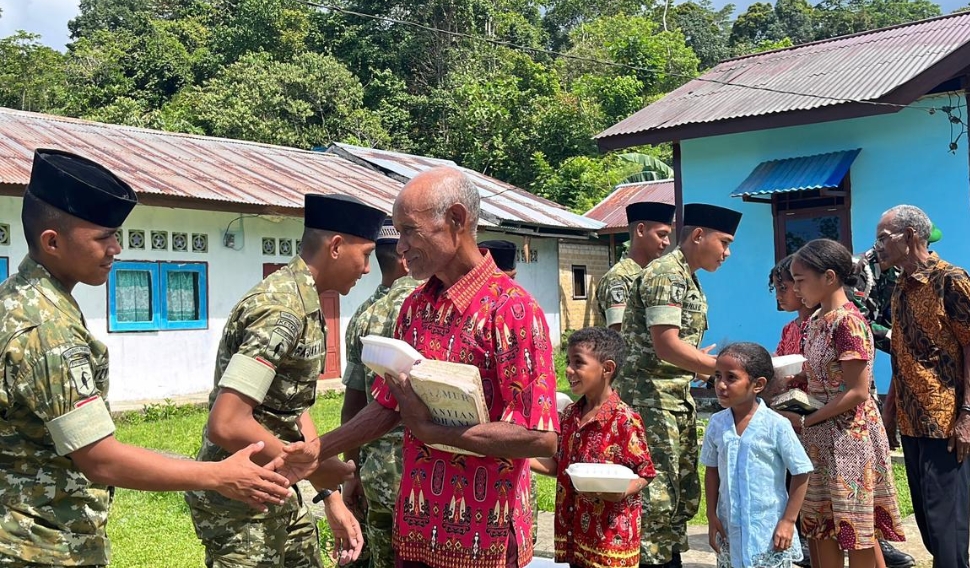 Sentuhan Humanis Yonif TP 859/RBK di GKI Imanuel