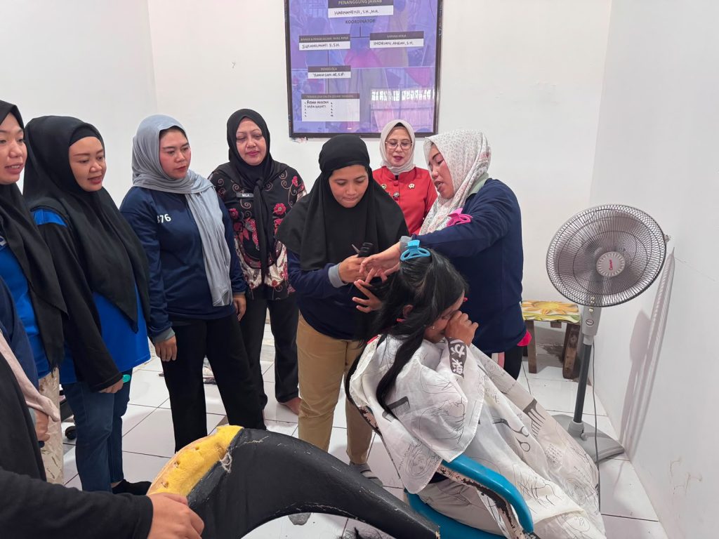 Wujudkan Warga Binaan yang Mandiri, LPP Sungguminasa Optimalkan Pembinaan Salon Melalui Program BINA DIRI