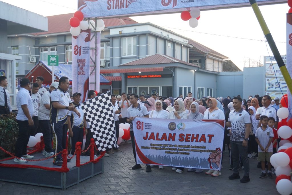 Semarak HUT Ke-81 RI, Lapas Maros Ikuti Jalan Santai Bersama
