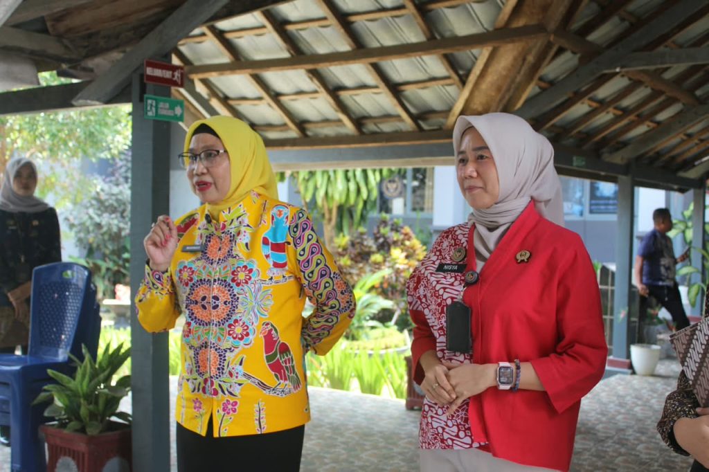 Lima Warga Binaan Terima Pembebasan Bersyarat, Kalapas Ingatkan Kewajiban Lapor dan Komitmen Perubahan diri